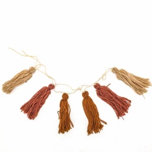 Guirlanda Marrom de Tassel Decorada 1 Metro